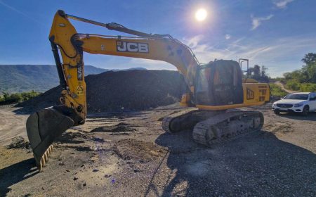 JCB_JS235HD_2424947_2016_001